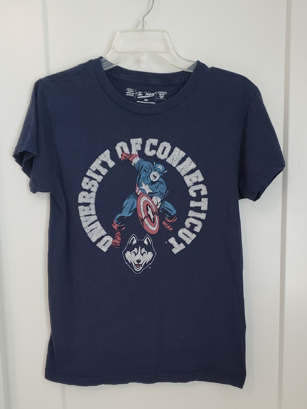 Captain America University of Connecticut Navy Graphic Tee Small